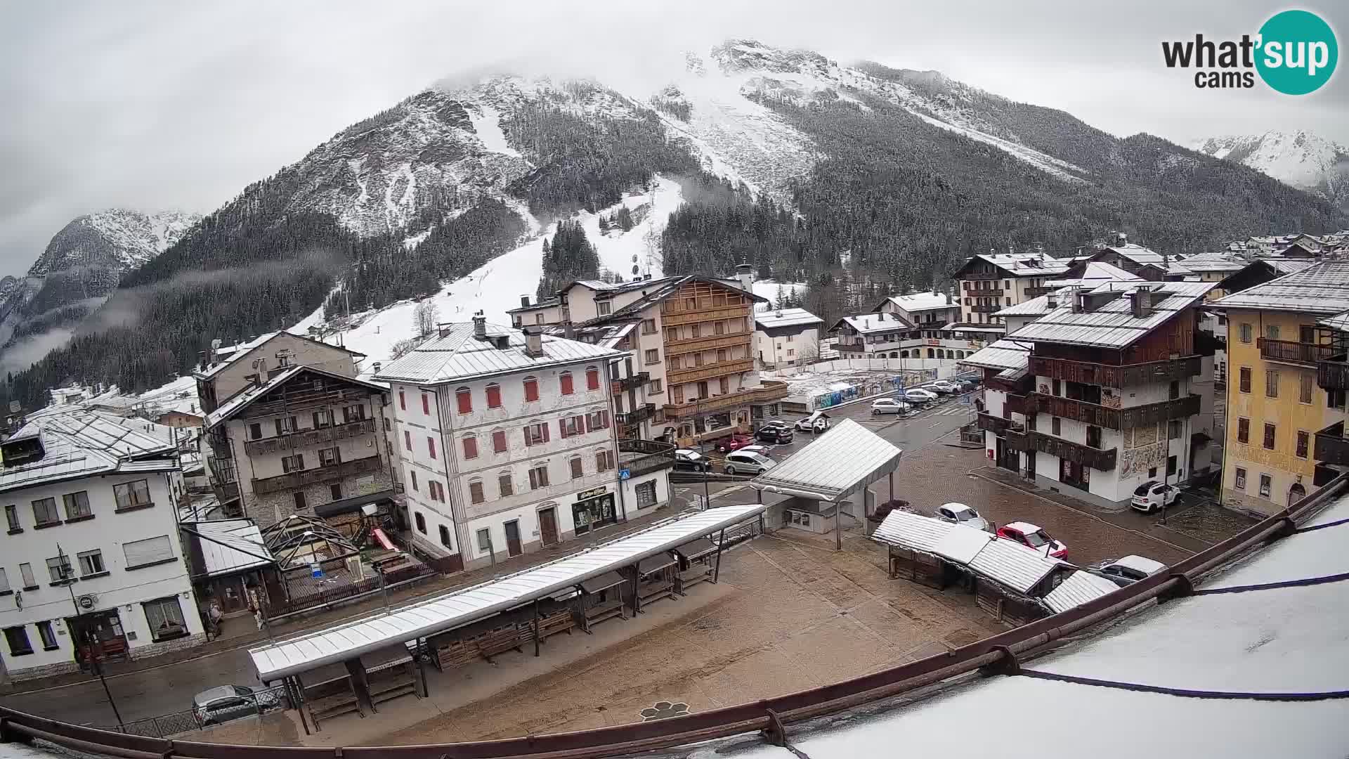 Hauptplatz von Forni di Sopra
