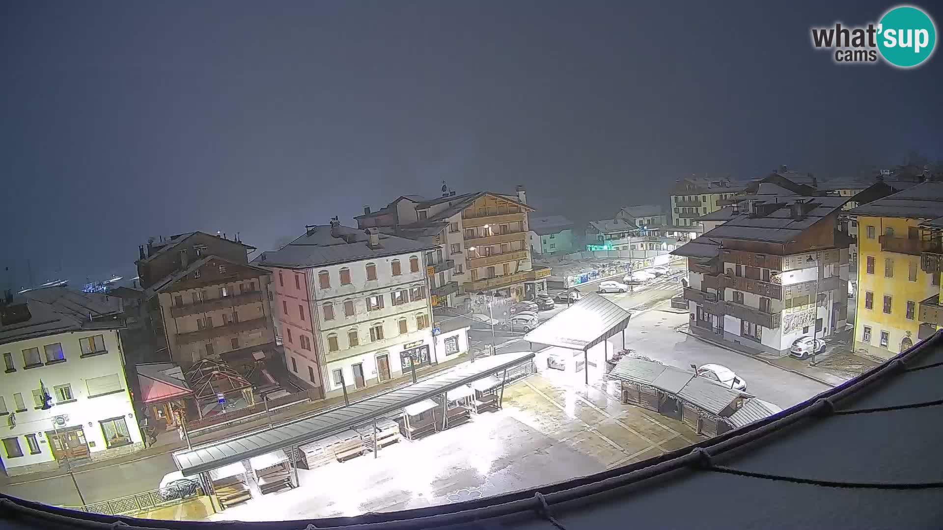 Hauptplatz von Forni di Sopra