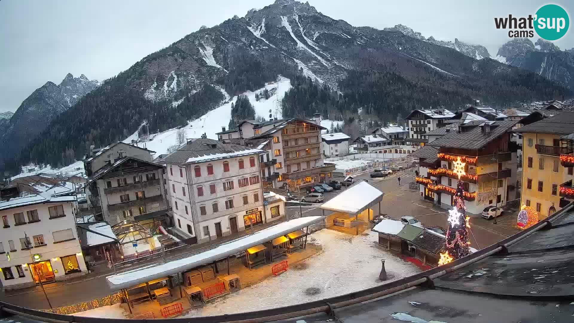 Hauptplatz von Forni di Sopra