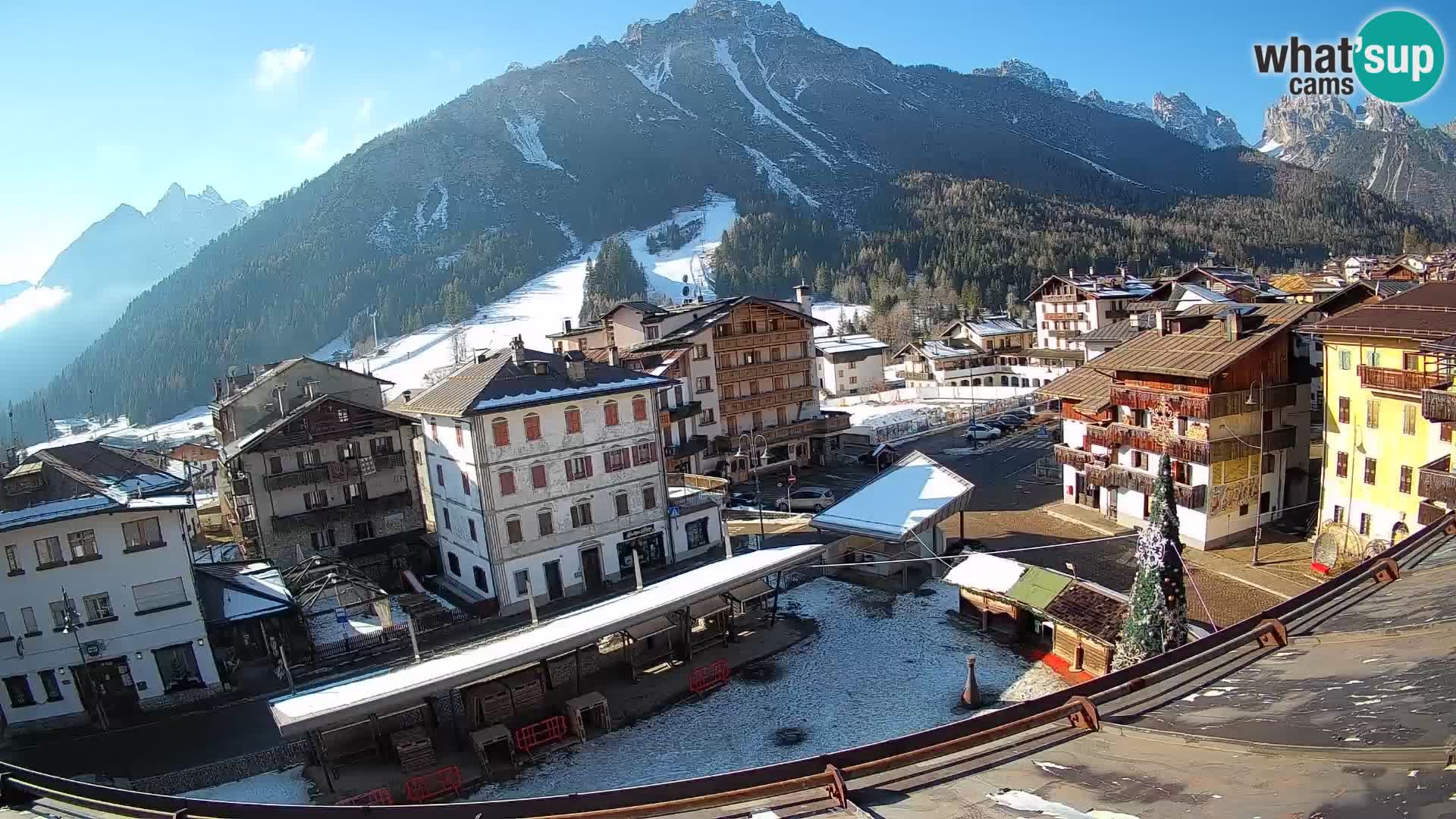 Hauptplatz von Forni di Sopra