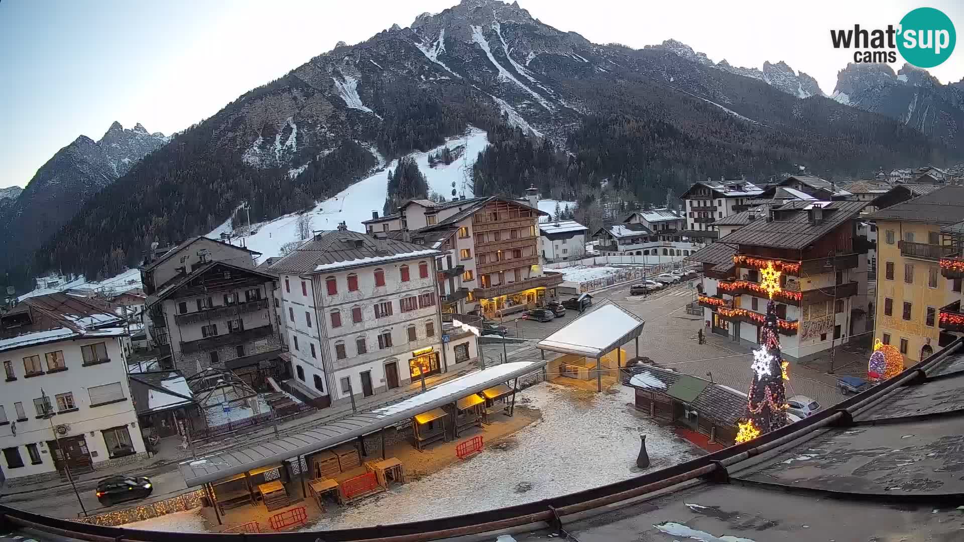 Hauptplatz von Forni di Sopra