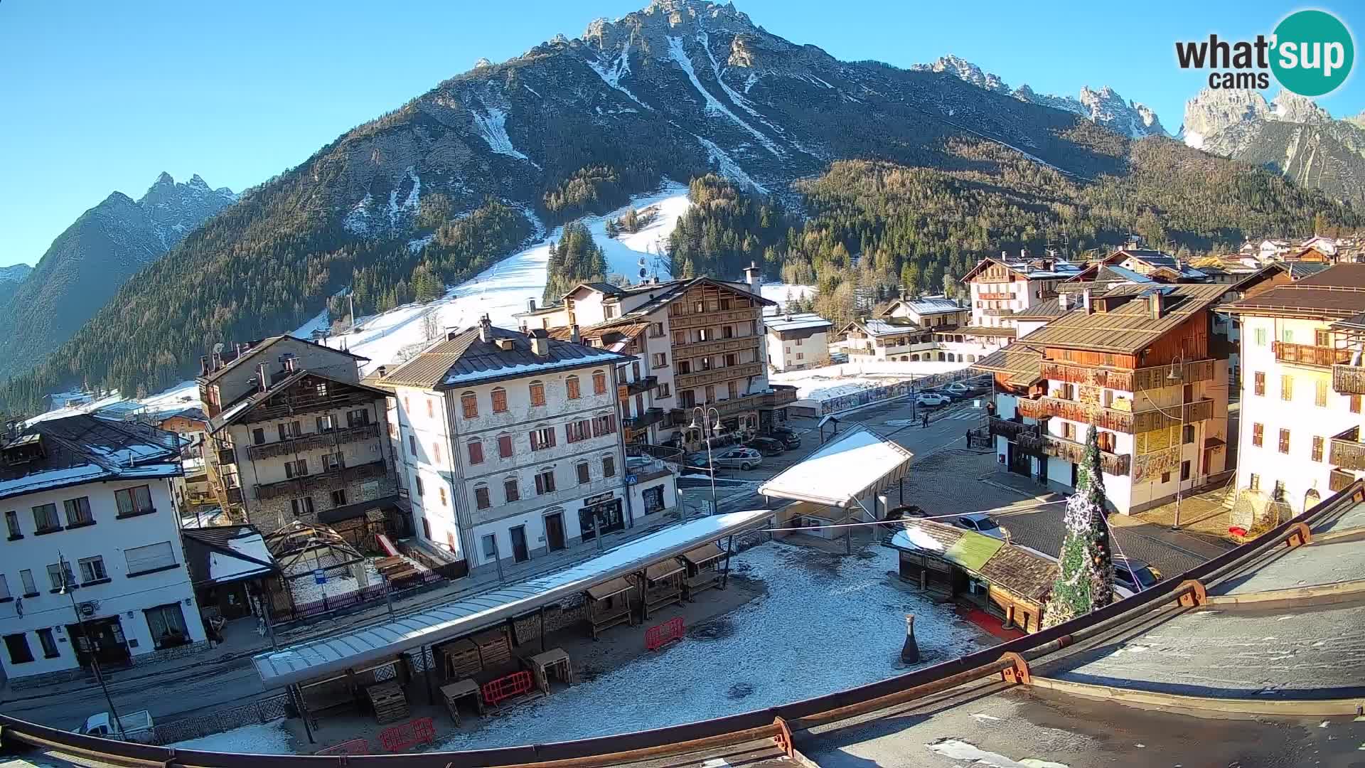 Hauptplatz von Forni di Sopra