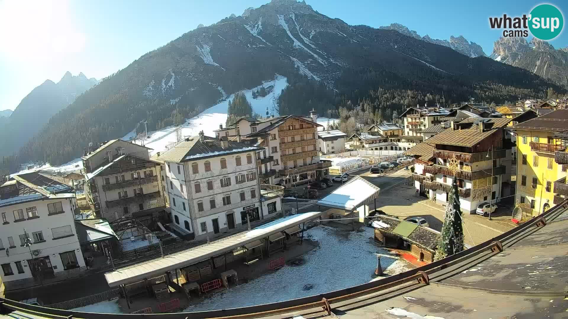 Hauptplatz von Forni di Sopra