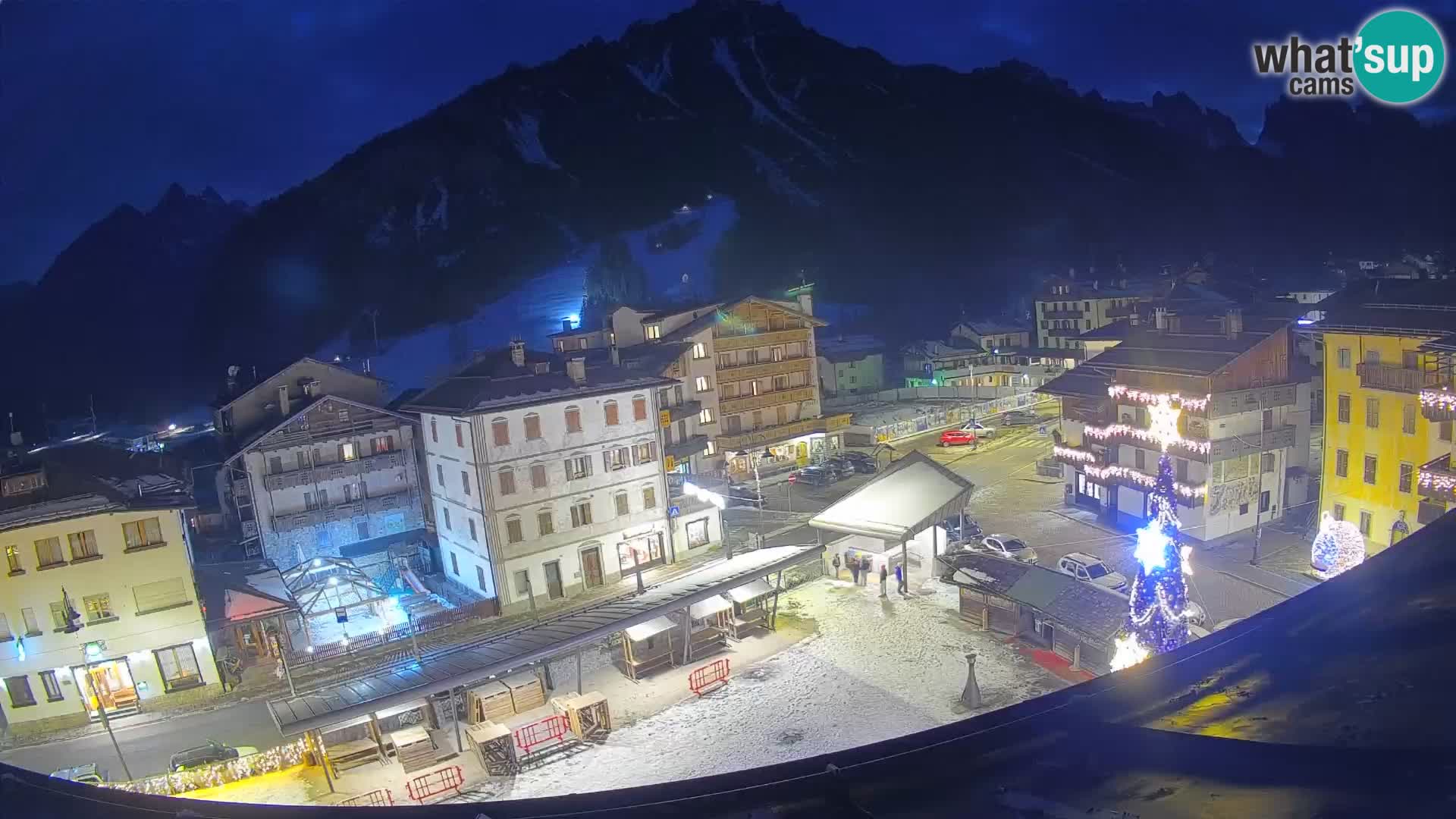 Hauptplatz von Forni di Sopra