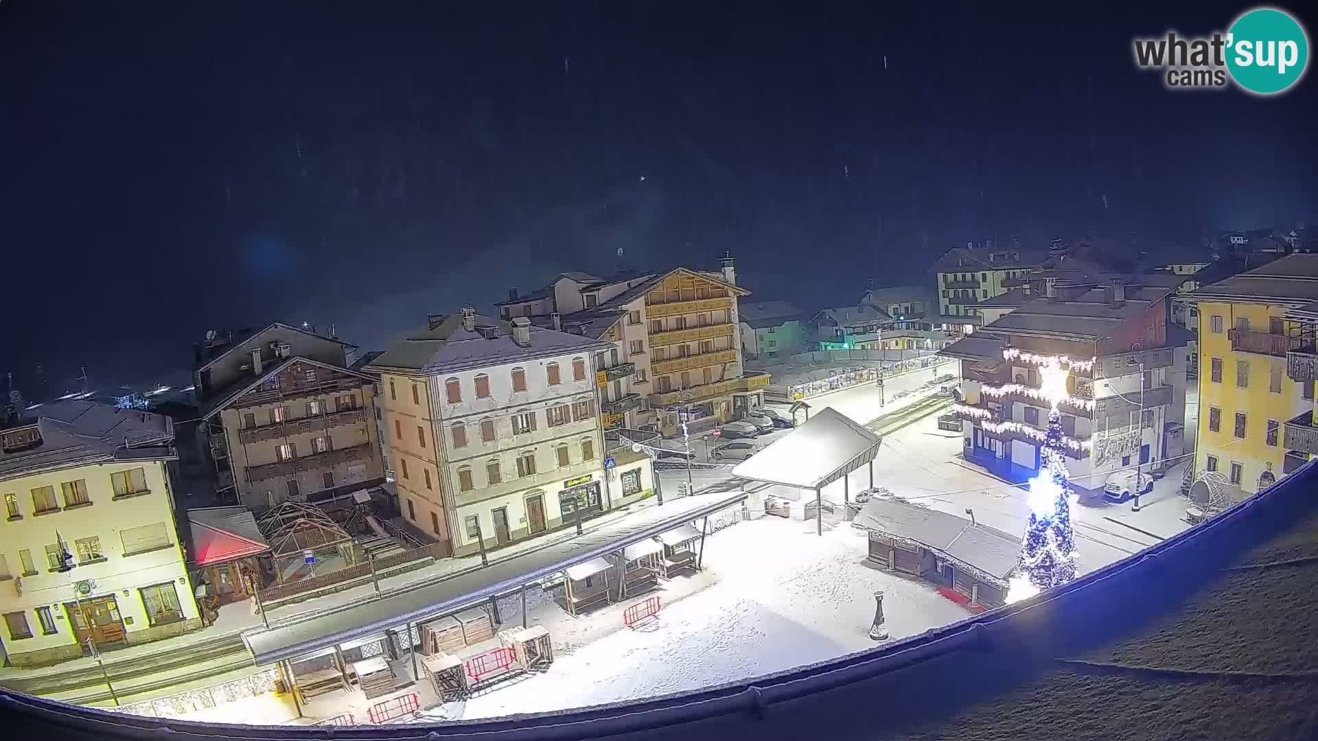 Hauptplatz von Forni di Sopra