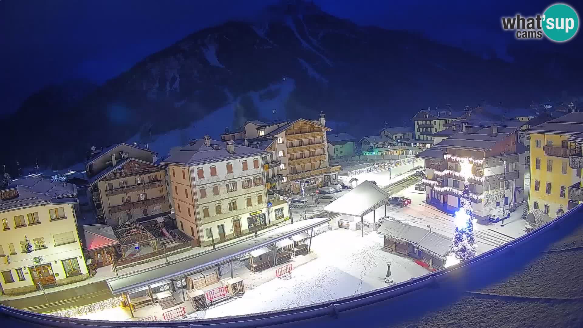 Hauptplatz von Forni di Sopra