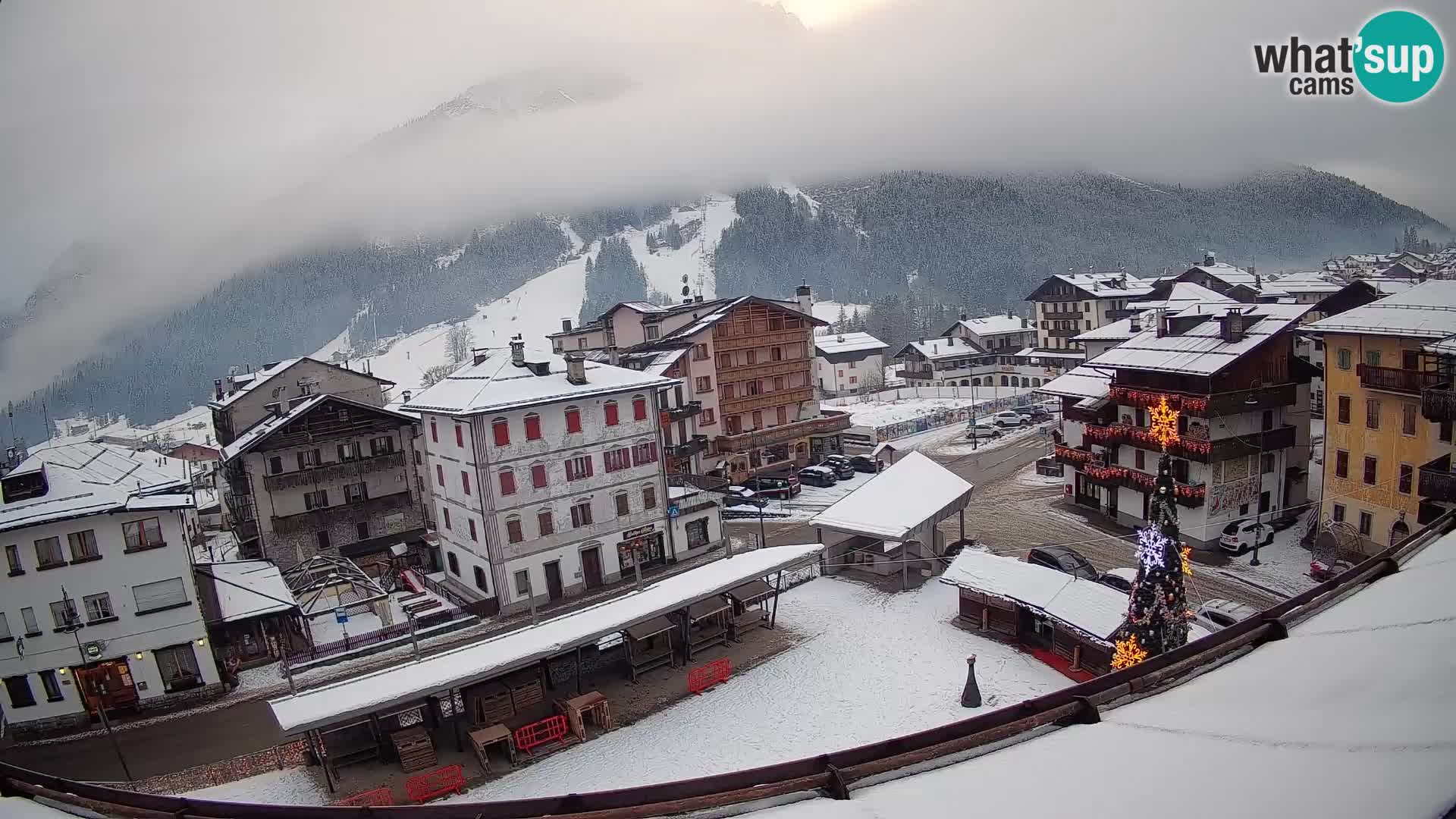 Hauptplatz von Forni di Sopra