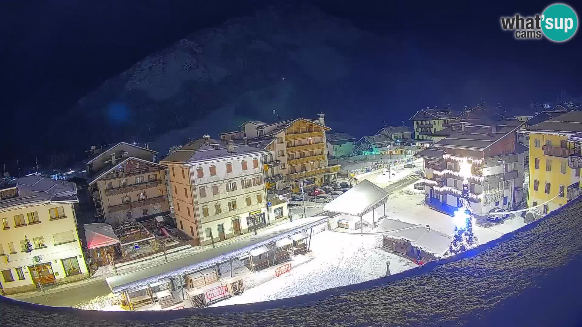 Forni di Sopra main square