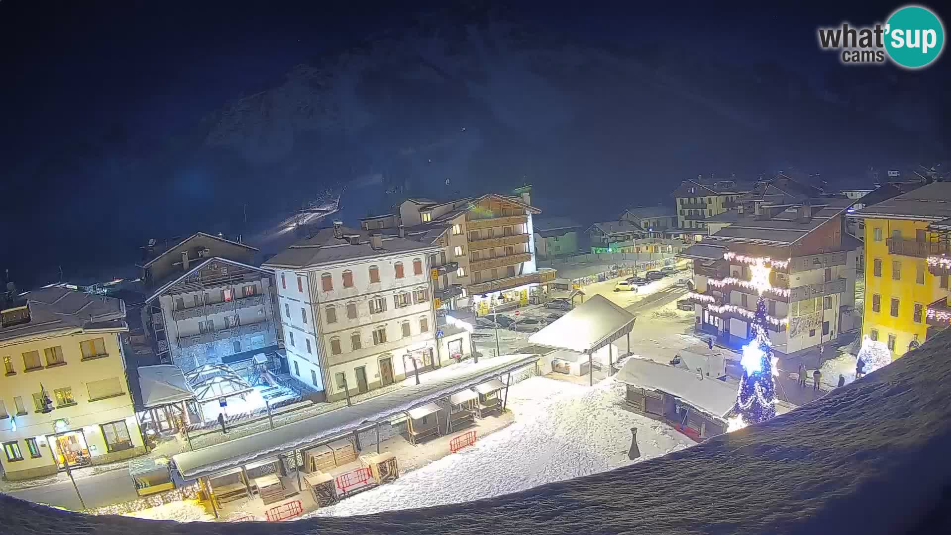 Hauptplatz von Forni di Sopra