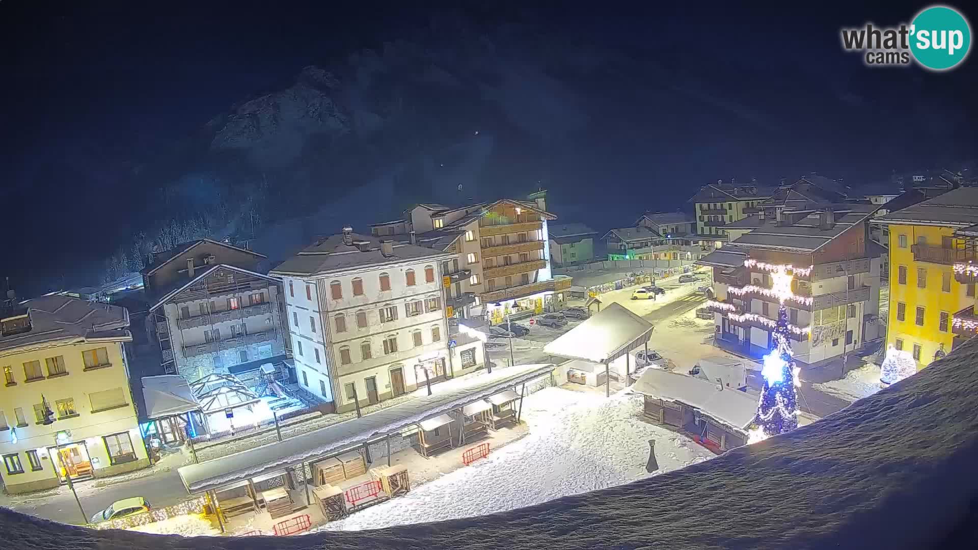 Hauptplatz von Forni di Sopra