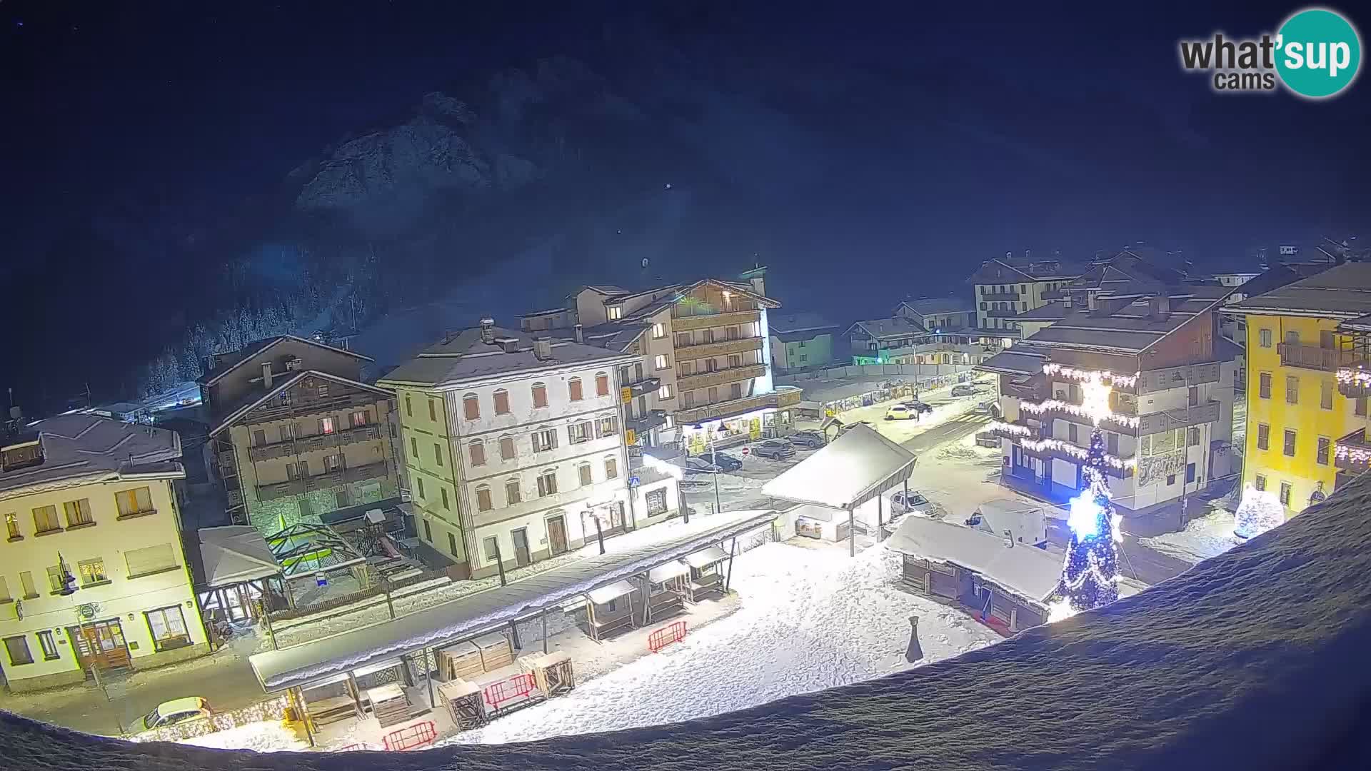 Hauptplatz von Forni di Sopra