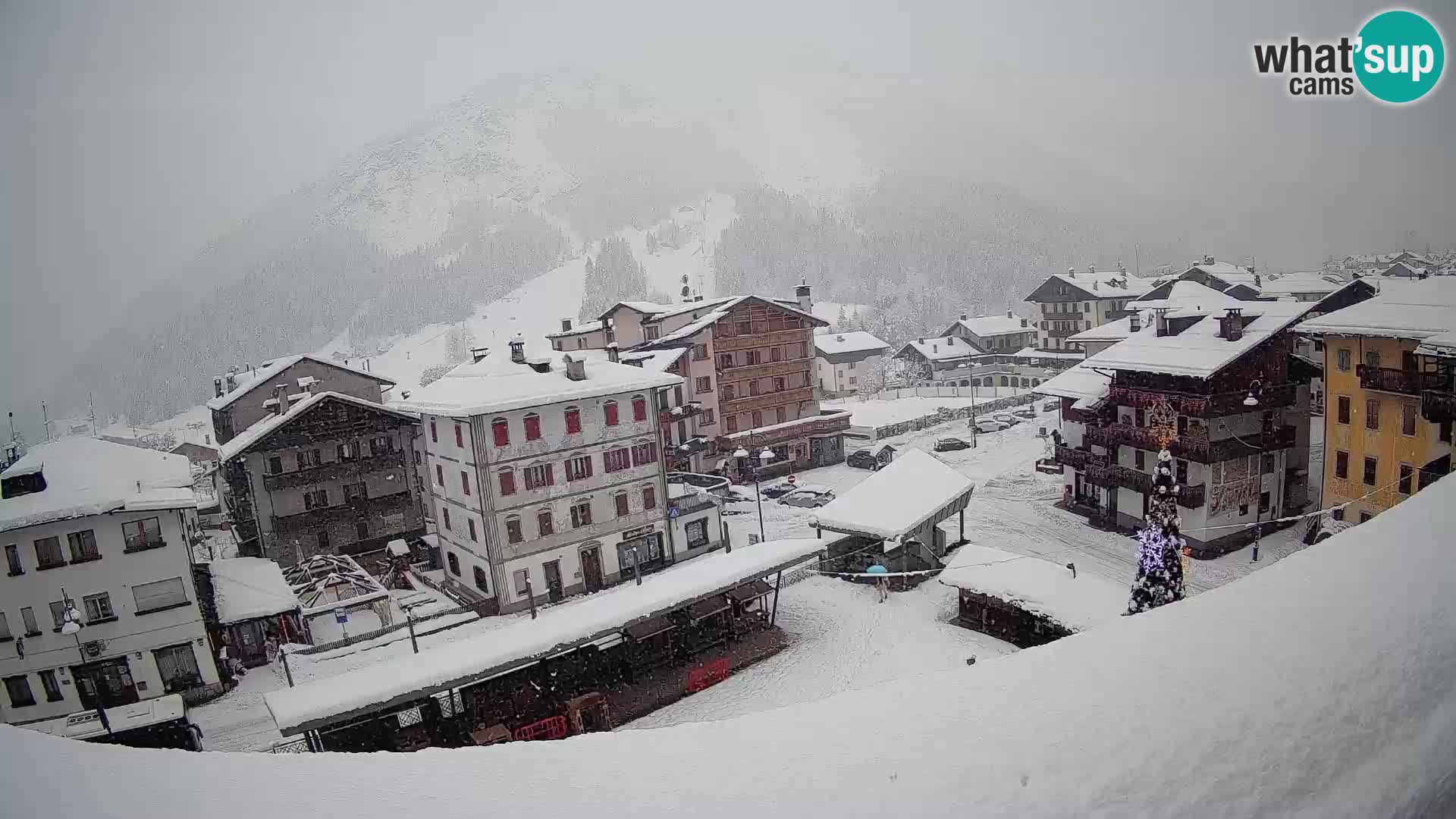 Hauptplatz von Forni di Sopra