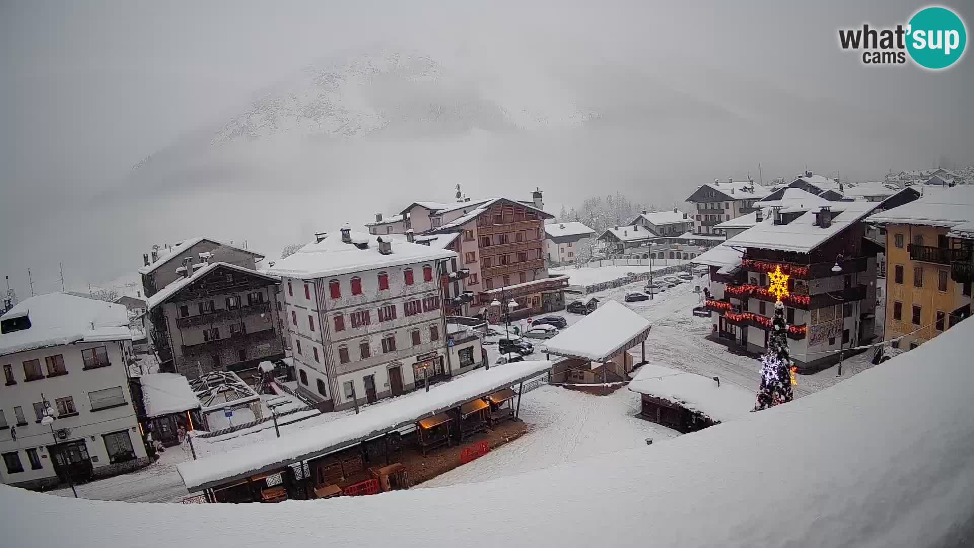 Hauptplatz von Forni di Sopra