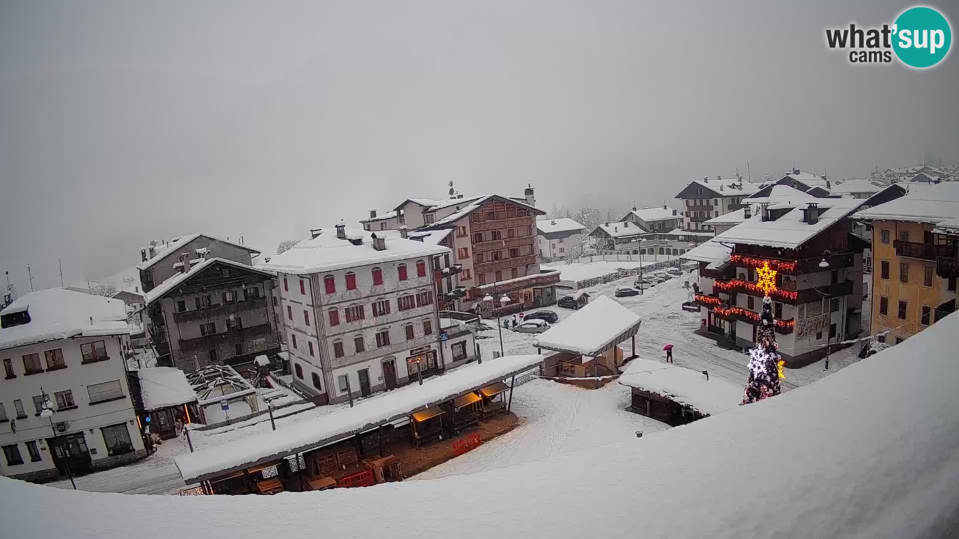 Hauptplatz von Forni di Sopra