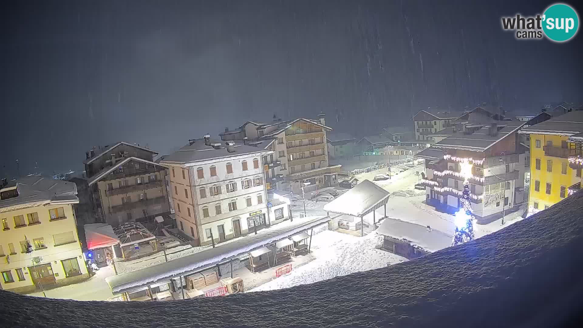 Hauptplatz von Forni di Sopra