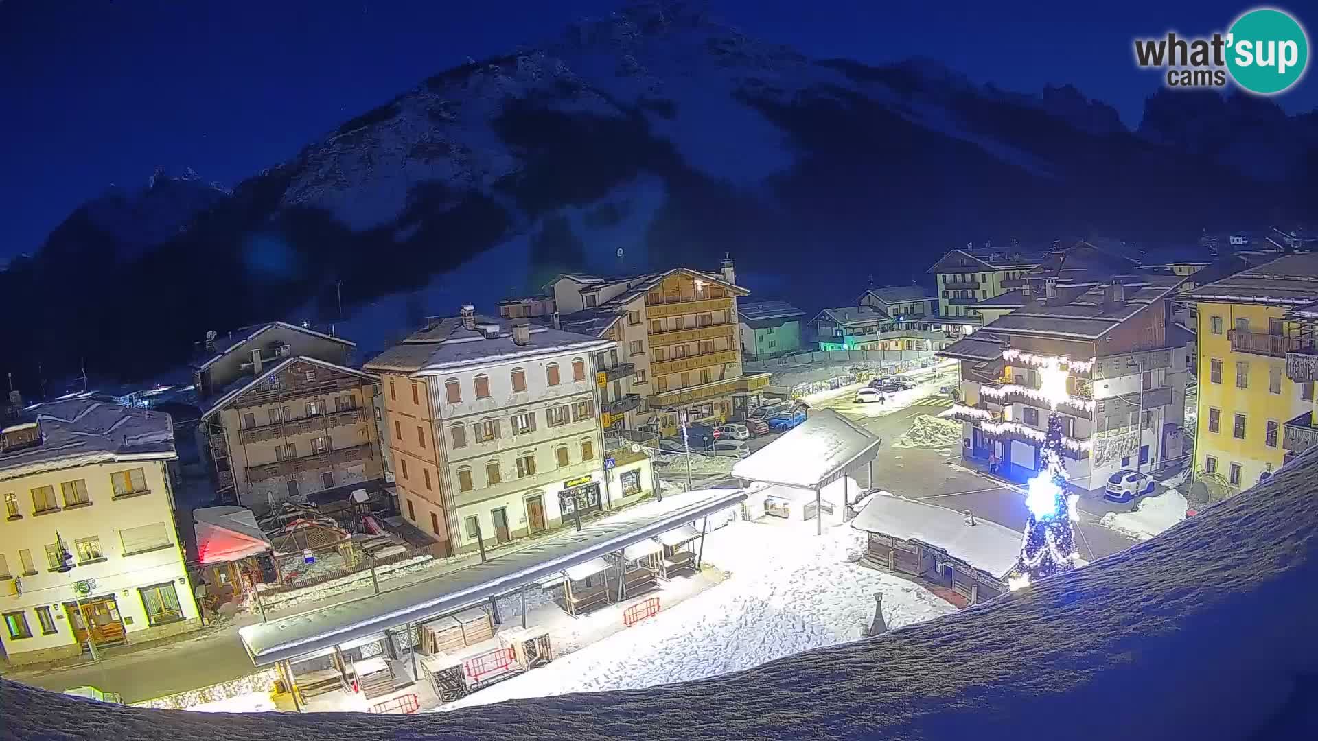 Hauptplatz von Forni di Sopra