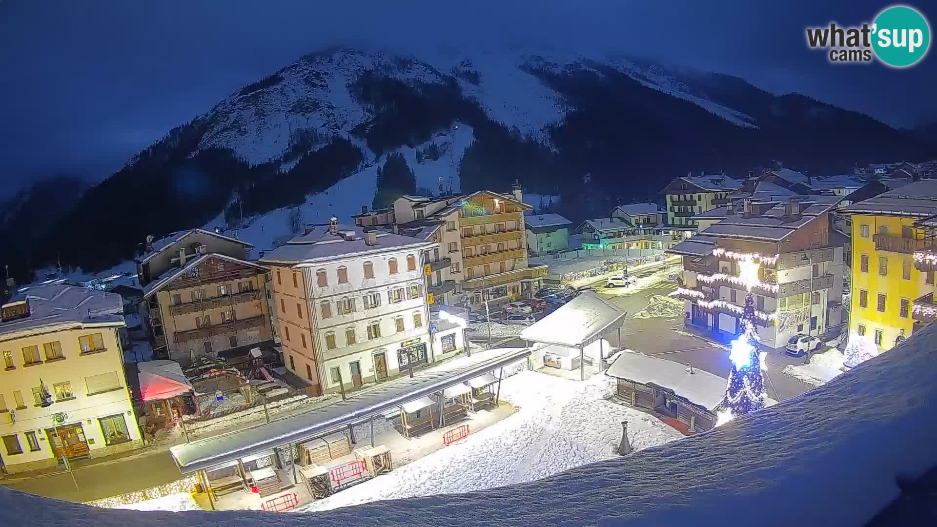 Forni di Sopra main square
