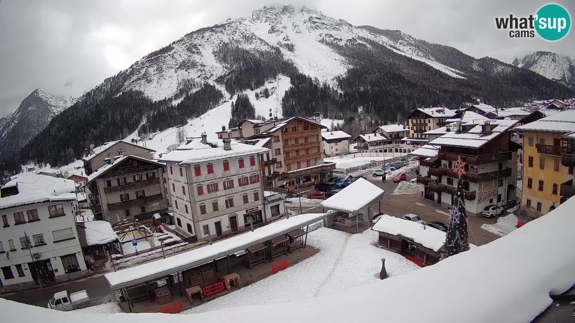 Forni di Sopra main square