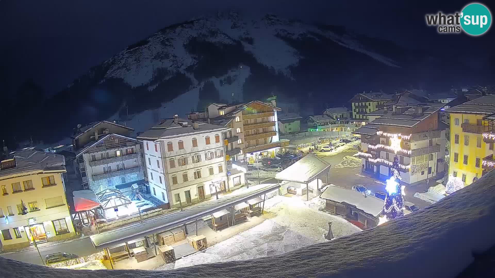 Forni di Sopra main square