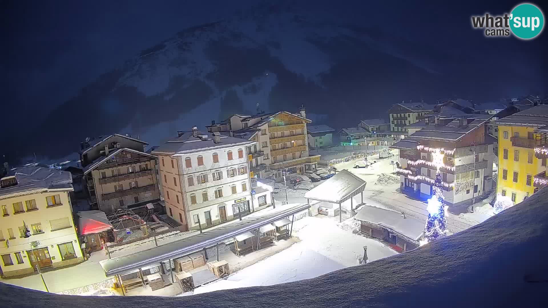 Hauptplatz von Forni di Sopra