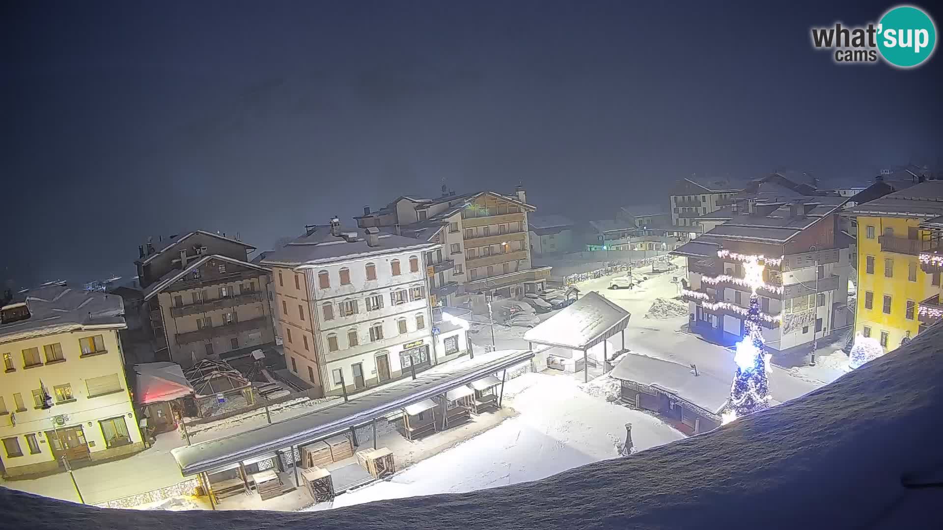 Forni di Sopra main square