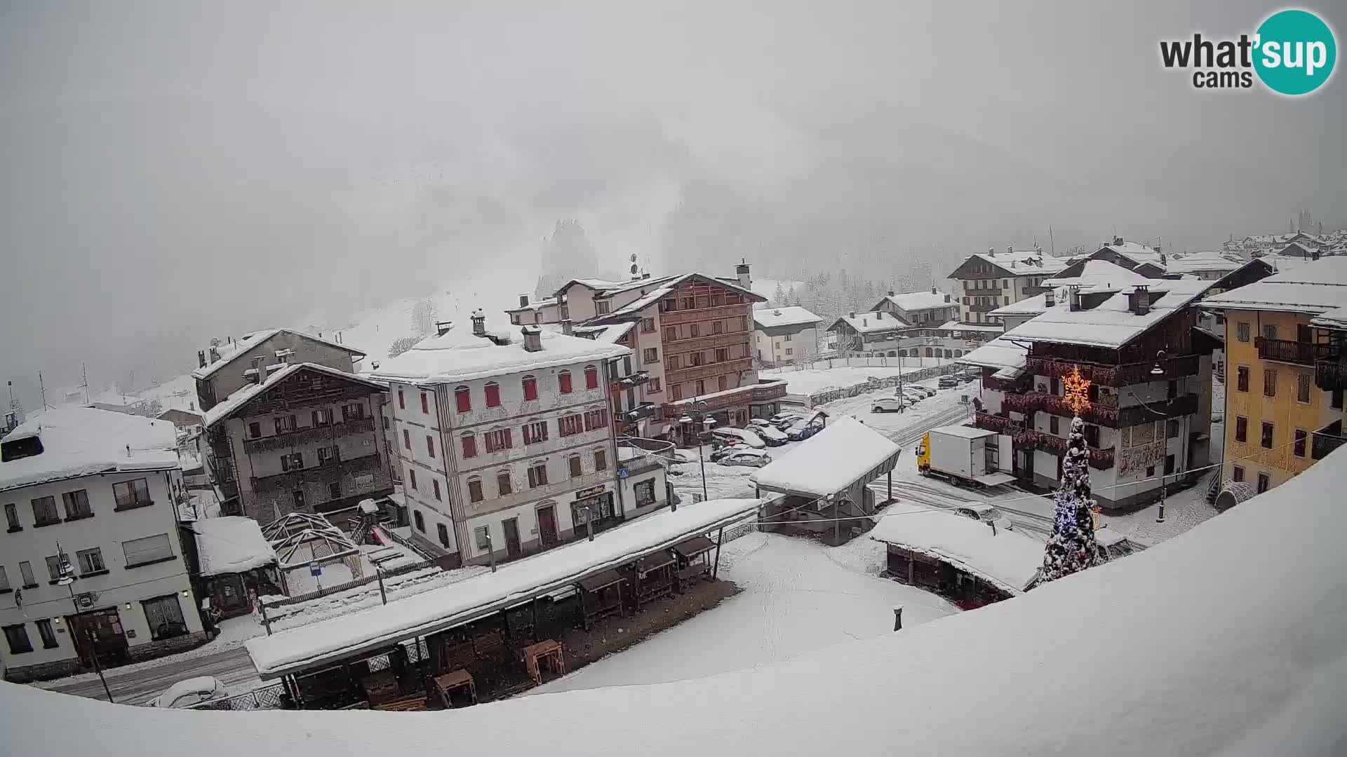 Hauptplatz von Forni di Sopra