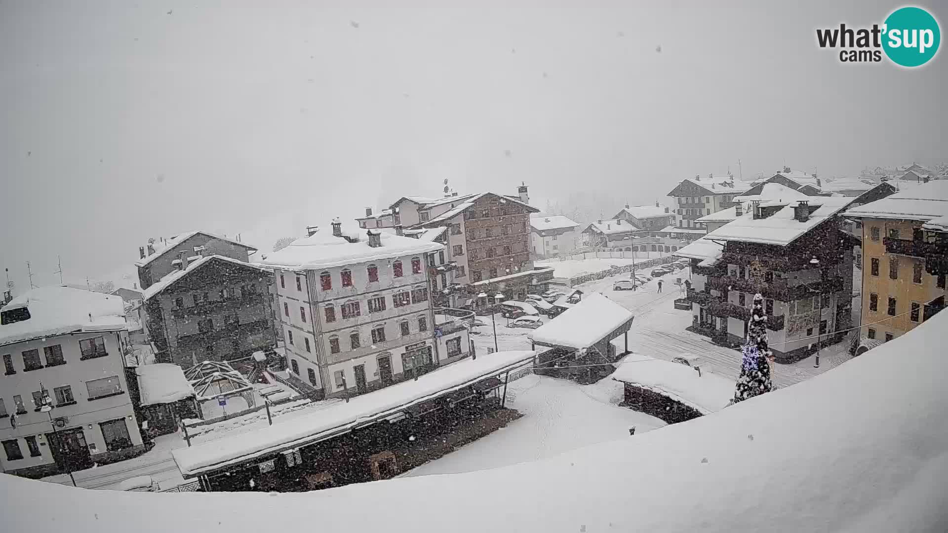 Hauptplatz von Forni di Sopra