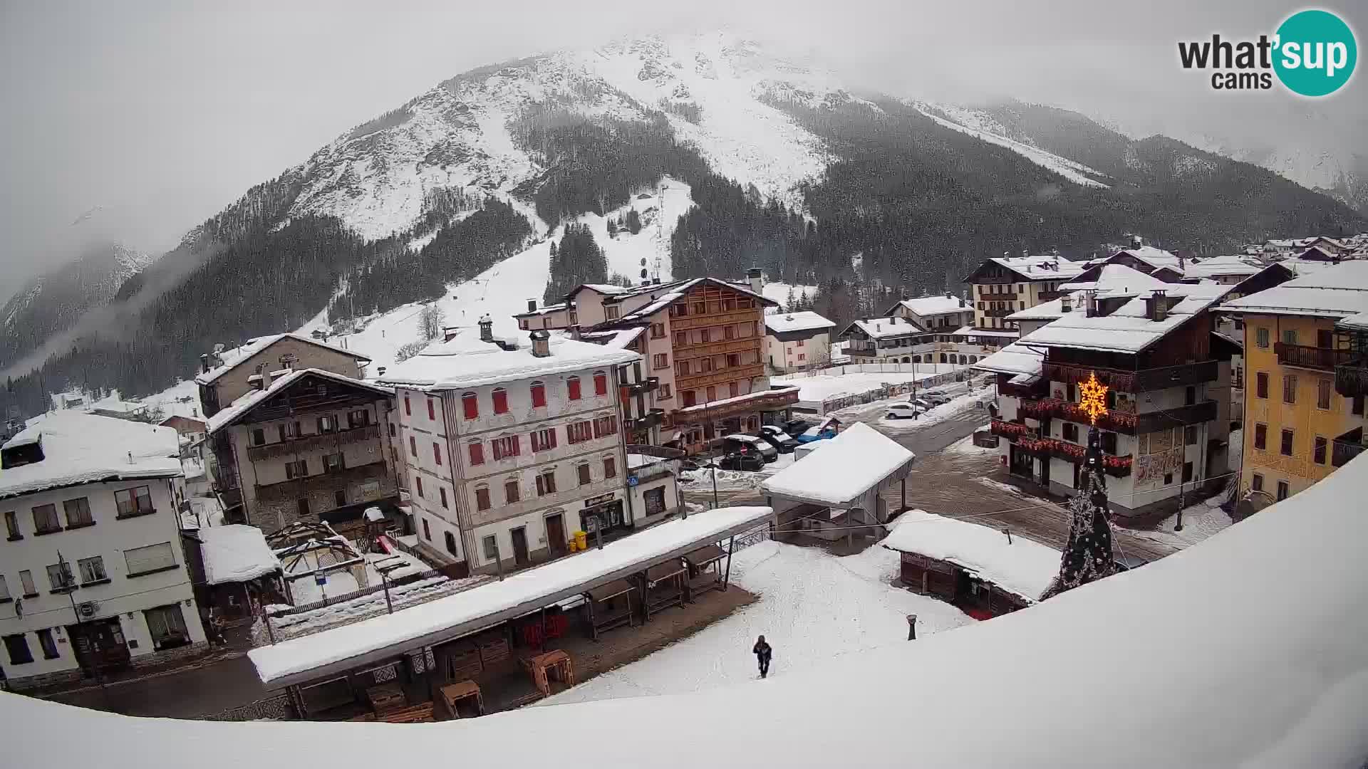 Hauptplatz von Forni di Sopra