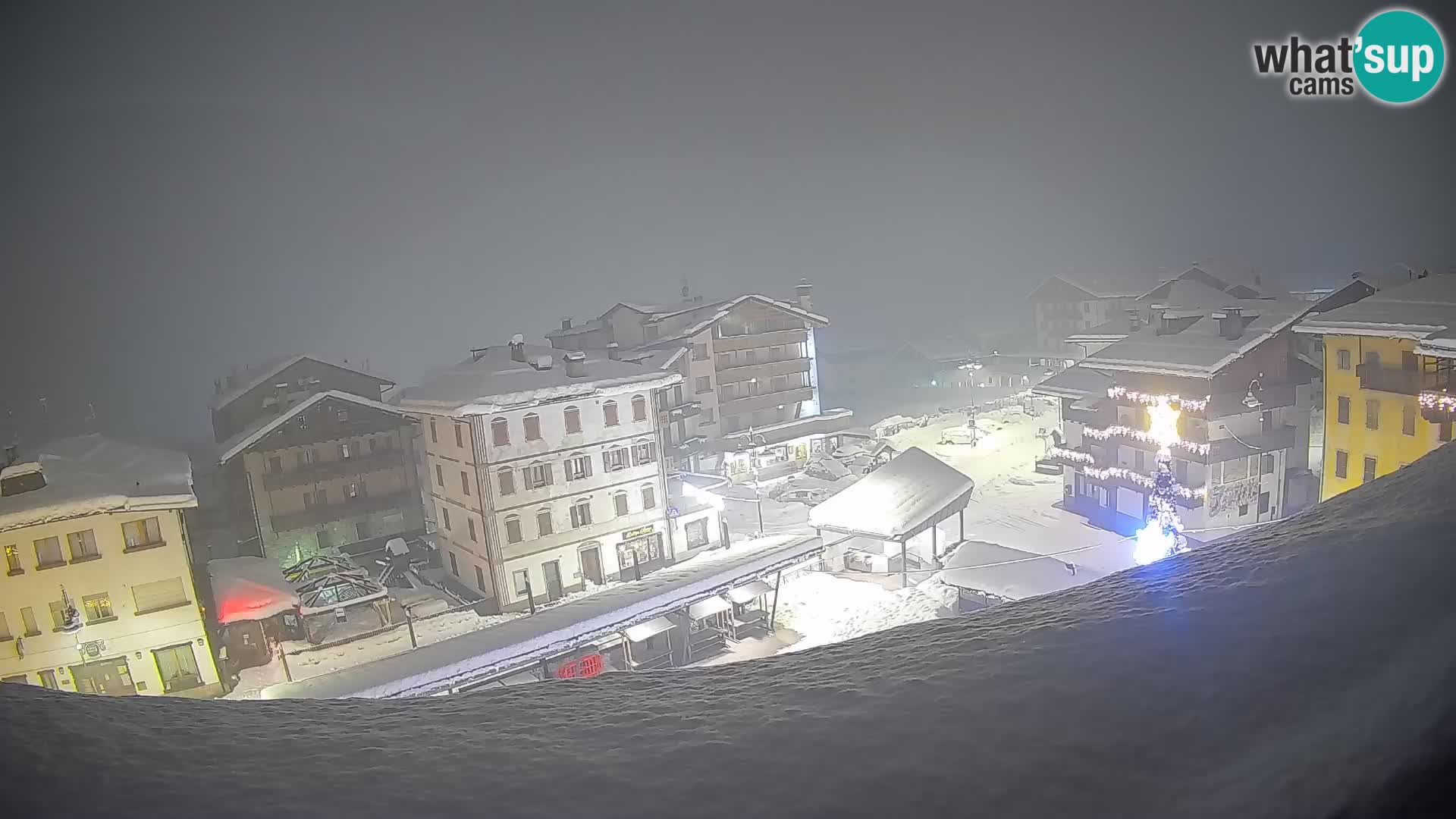 Plaza principal de Forni di Sopra