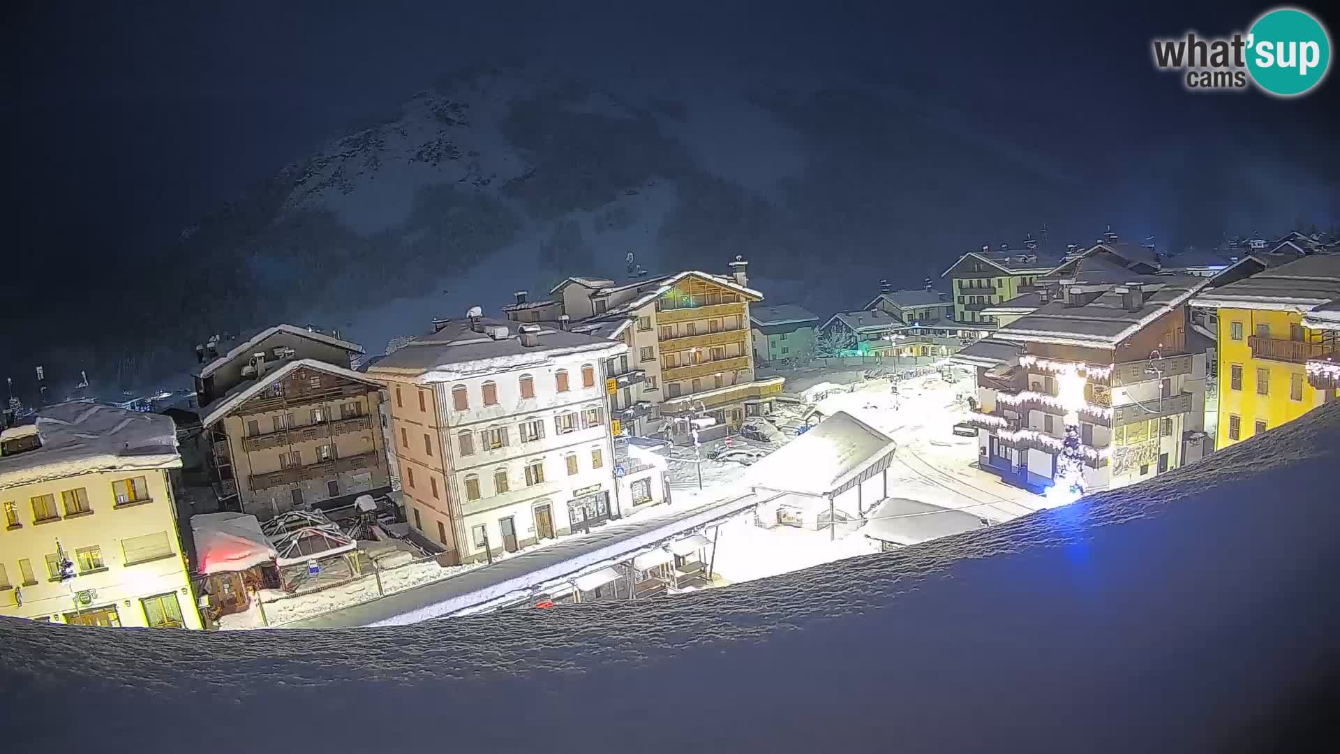 Hauptplatz von Forni di Sopra