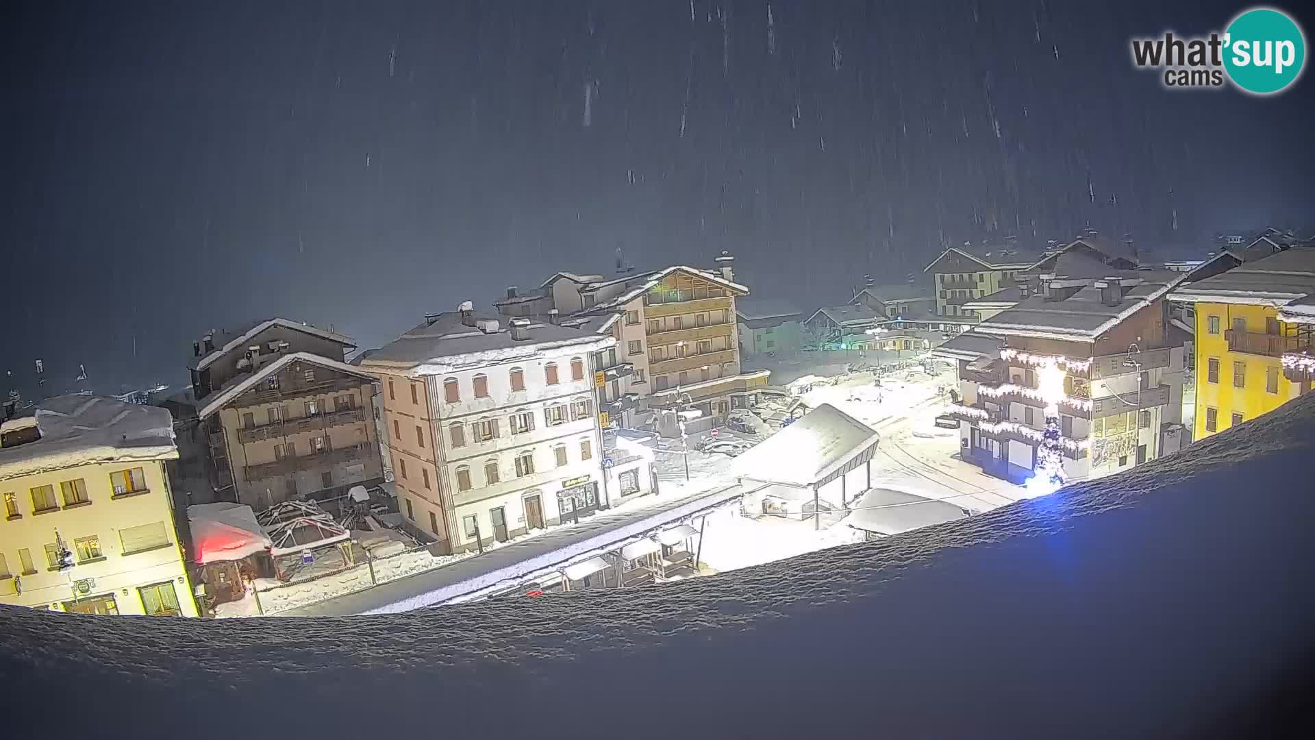 Hauptplatz von Forni di Sopra