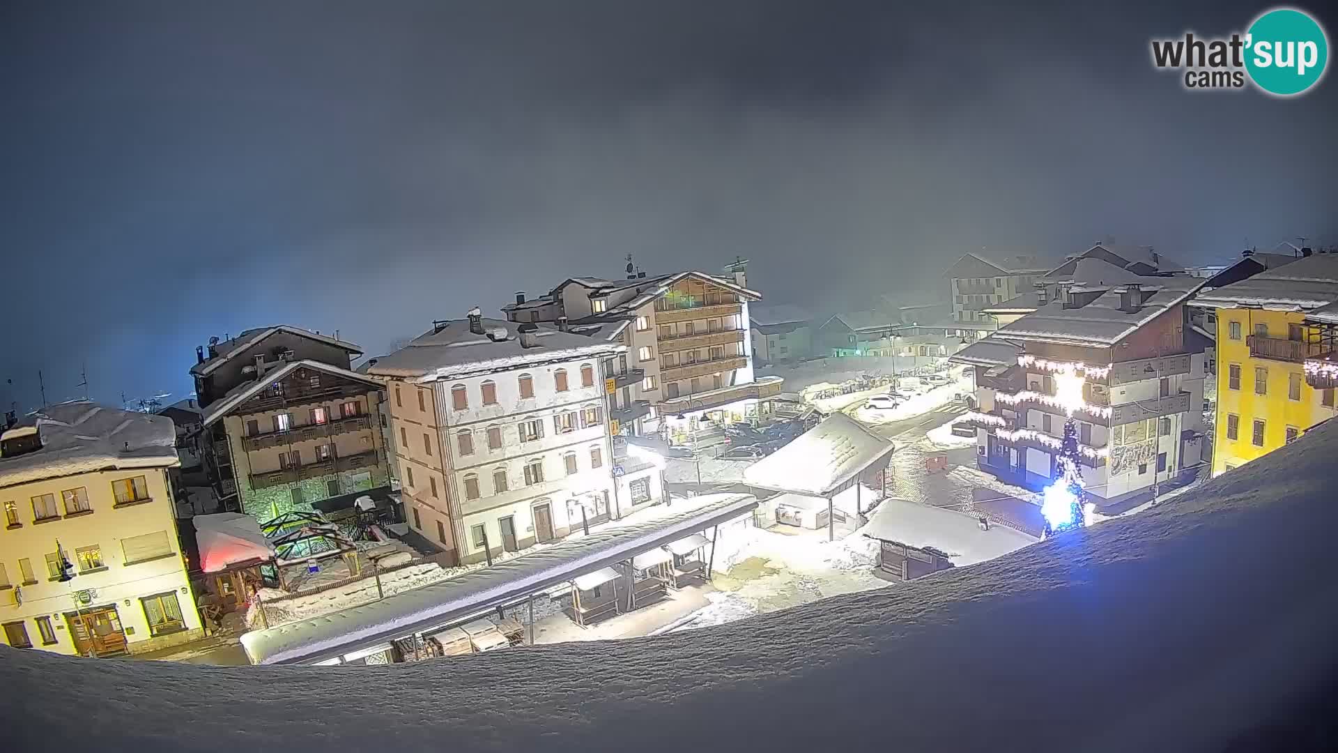 Hauptplatz von Forni di Sopra