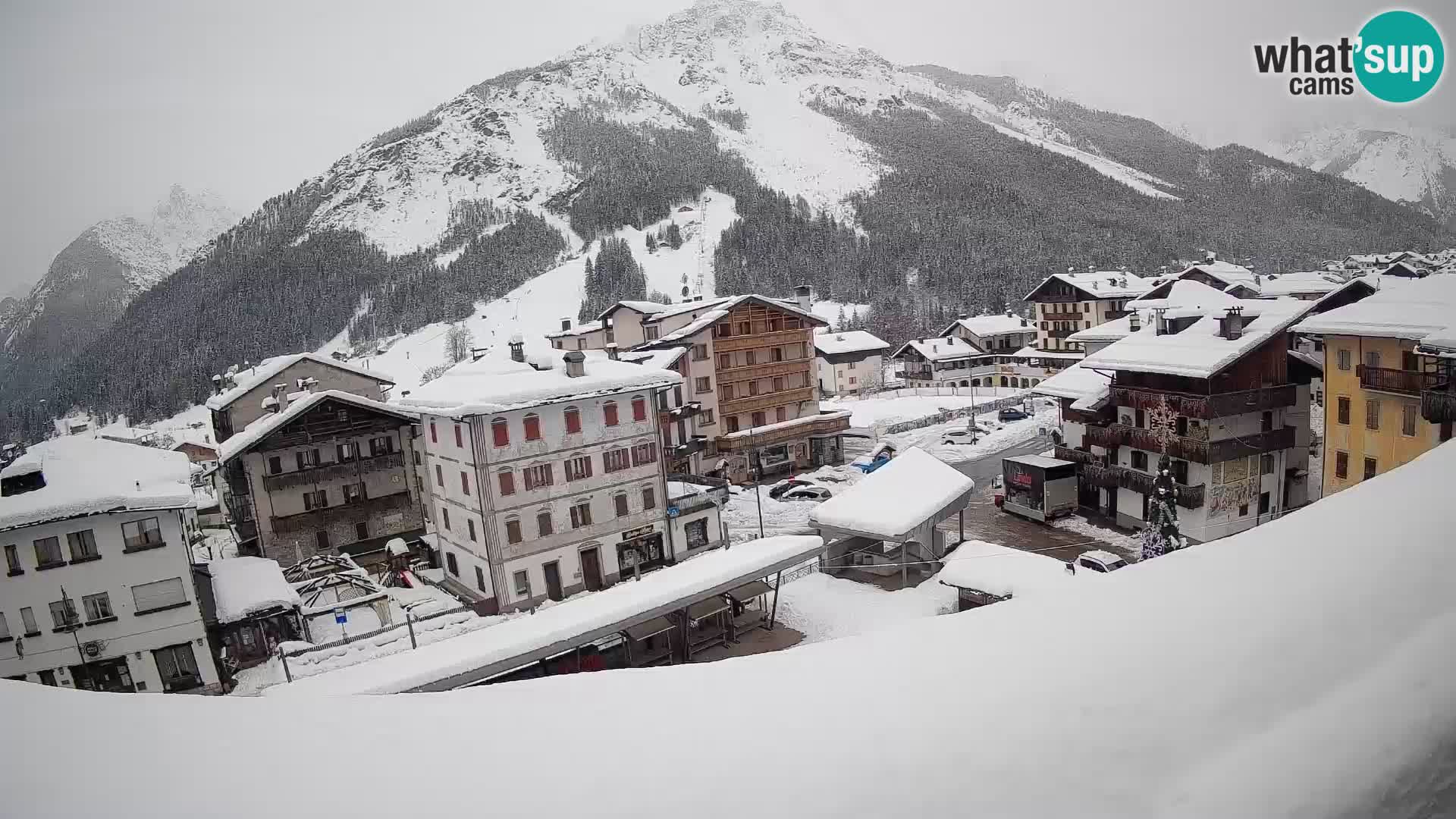 Hauptplatz von Forni di Sopra