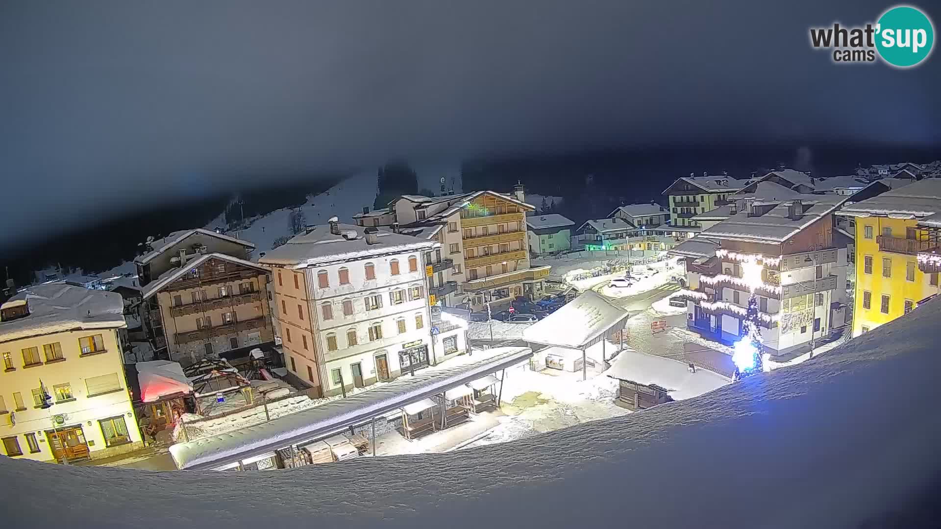 Hauptplatz von Forni di Sopra