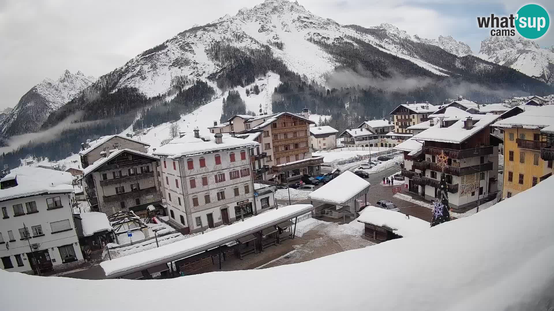 Hauptplatz von Forni di Sopra