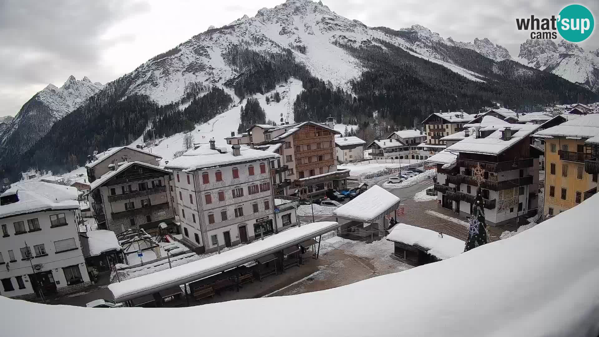 Hauptplatz von Forni di Sopra