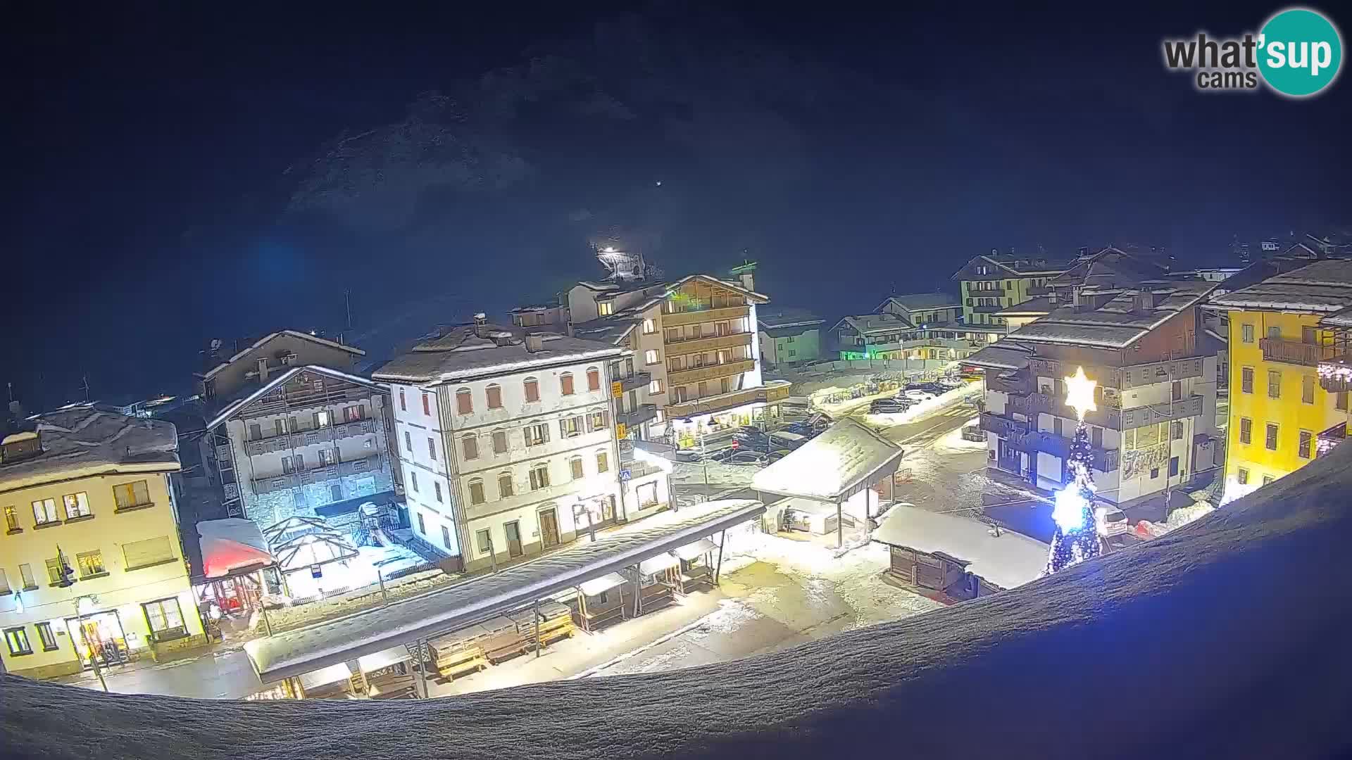 Hauptplatz von Forni di Sopra