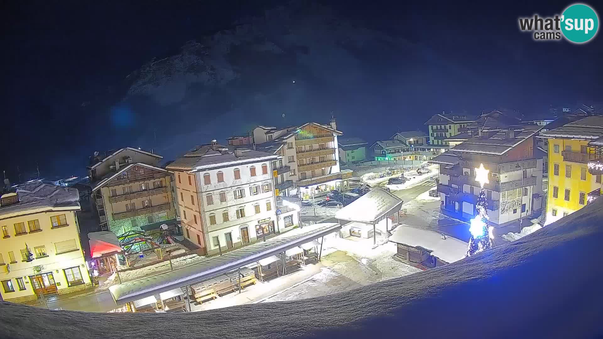 Hauptplatz von Forni di Sopra