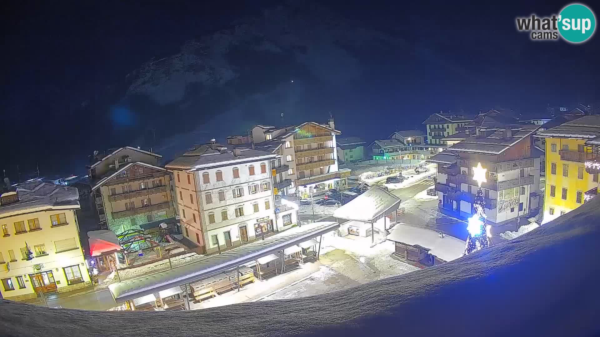 Hauptplatz von Forni di Sopra