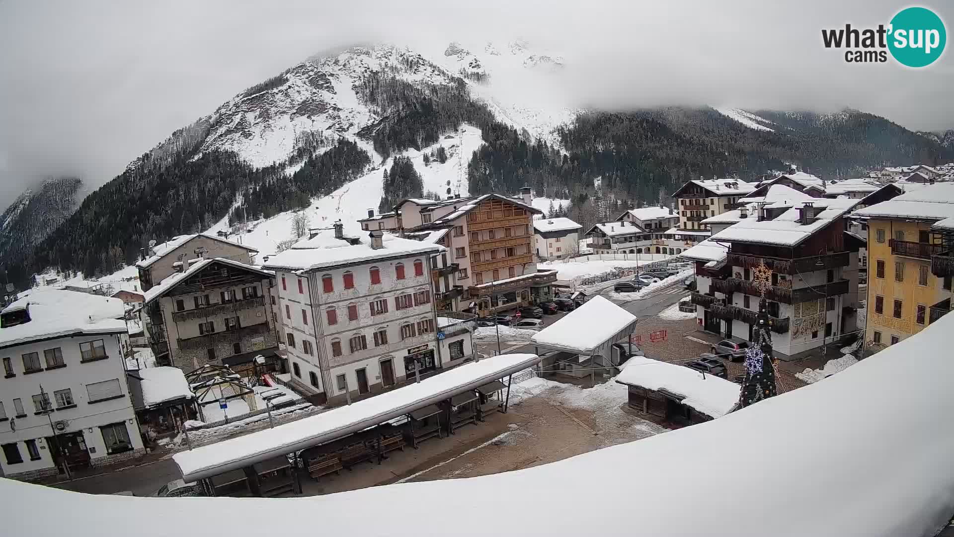 Hauptplatz von Forni di Sopra
