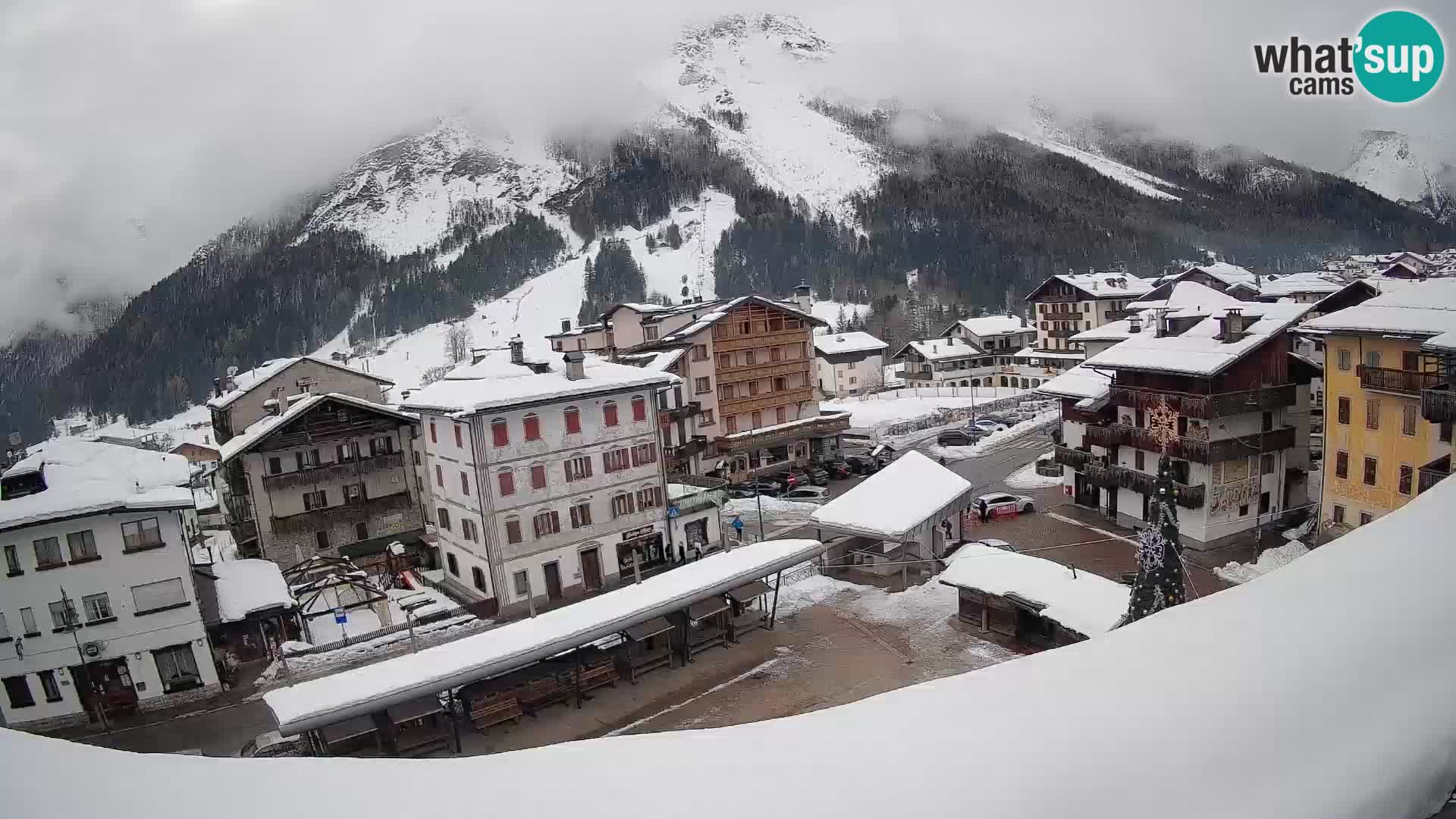Hauptplatz von Forni di Sopra
