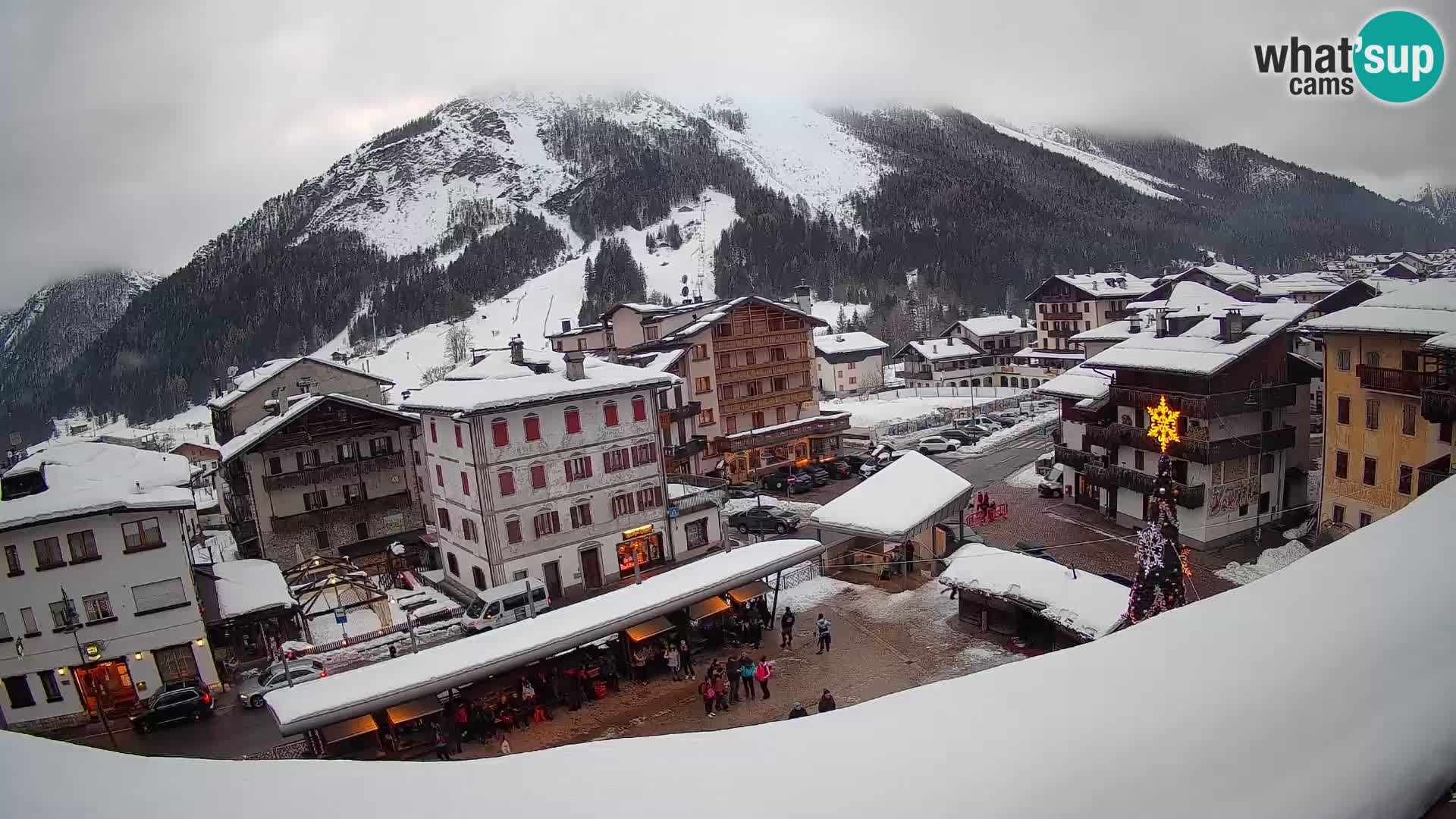 Hauptplatz von Forni di Sopra