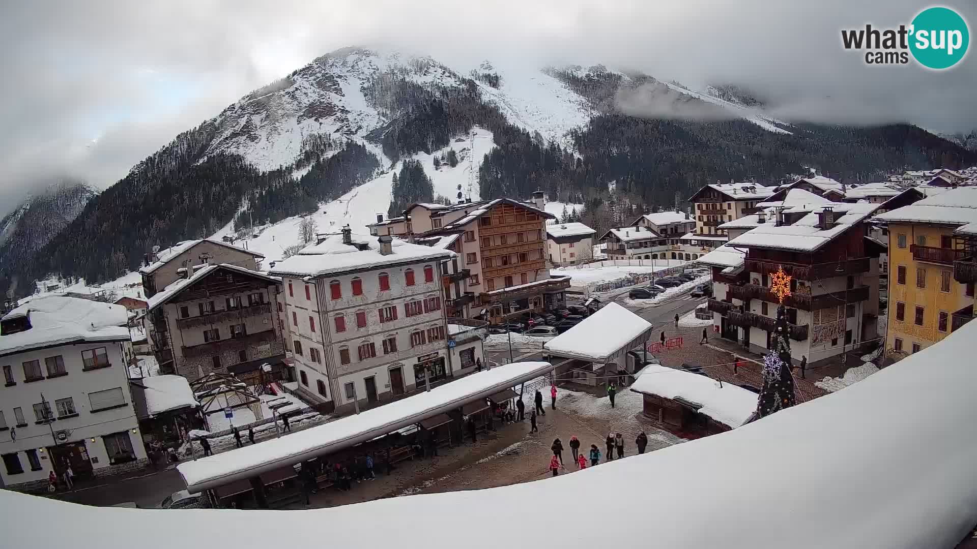Hauptplatz von Forni di Sopra
