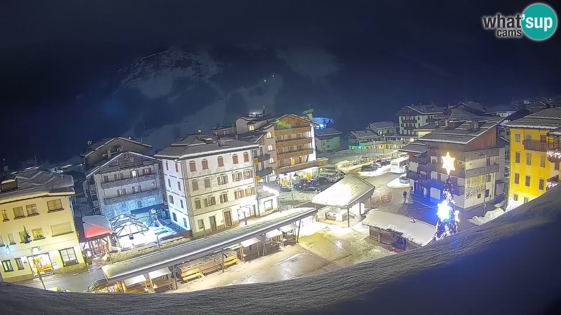 Hauptplatz von Forni di Sopra