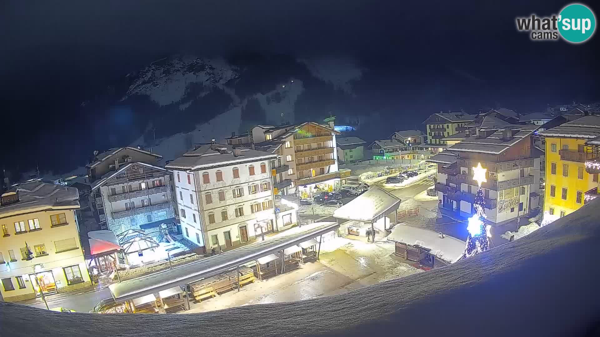 Hauptplatz von Forni di Sopra