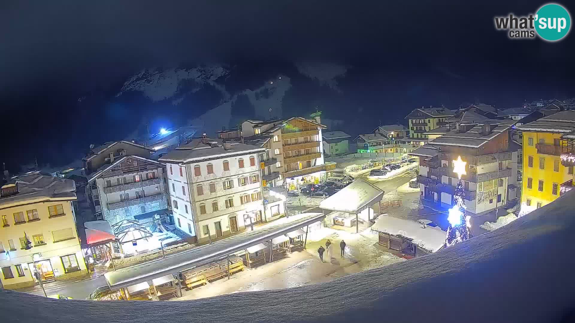 Hauptplatz von Forni di Sopra