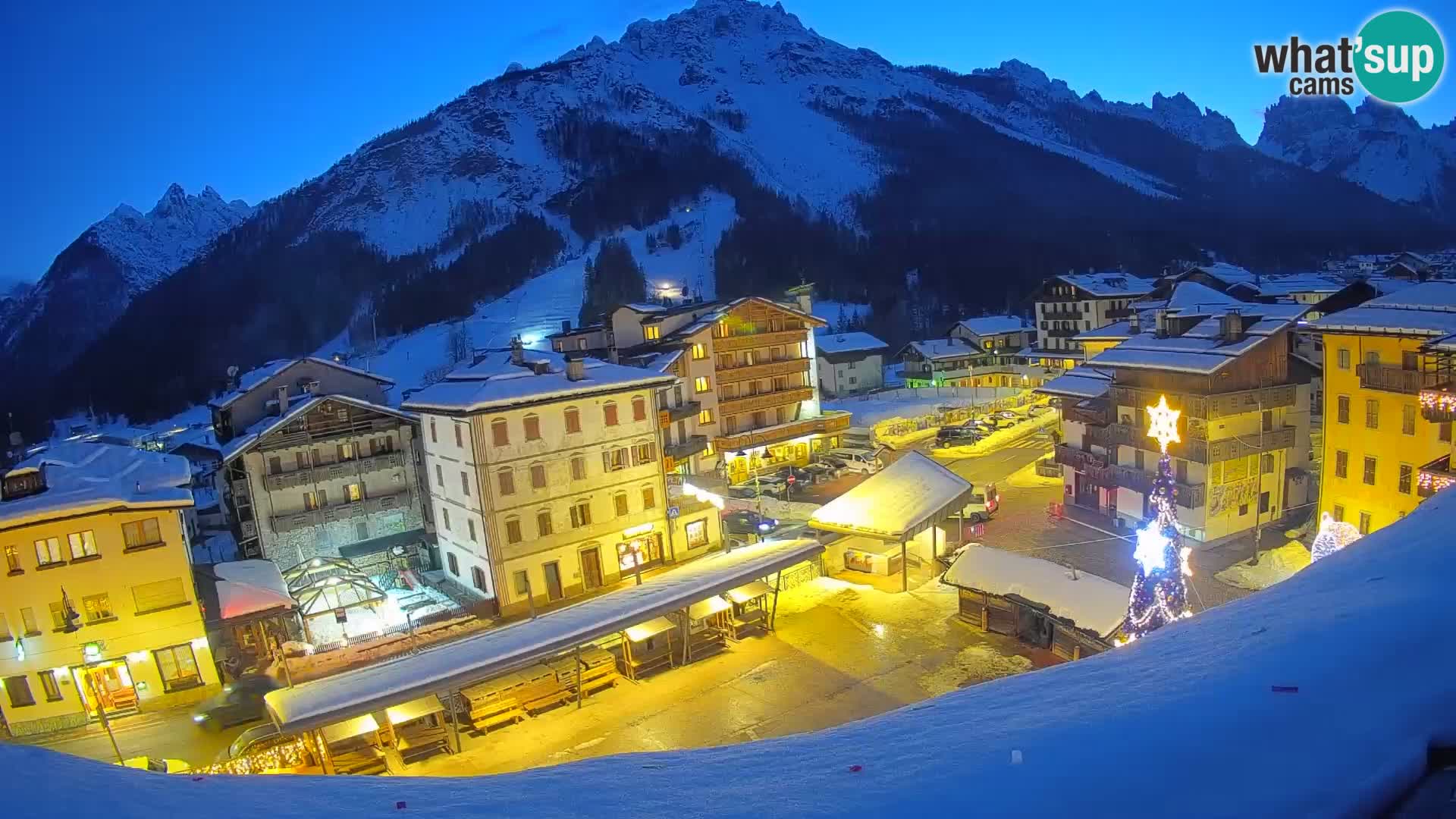 Hauptplatz von Forni di Sopra