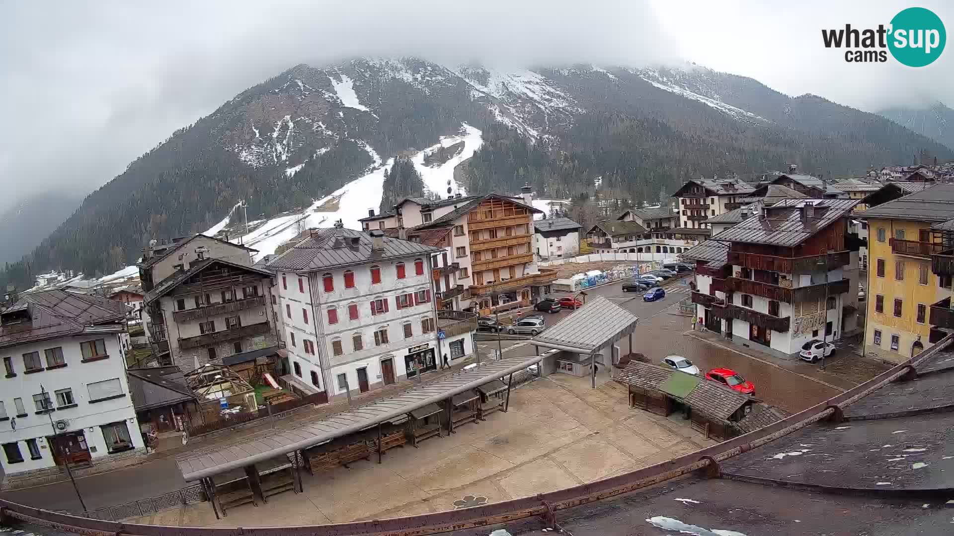 Hauptplatz von Forni di Sopra