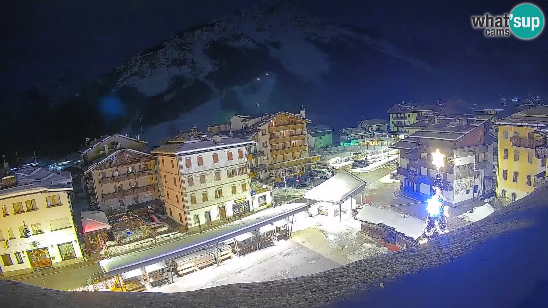 Hauptplatz von Forni di Sopra