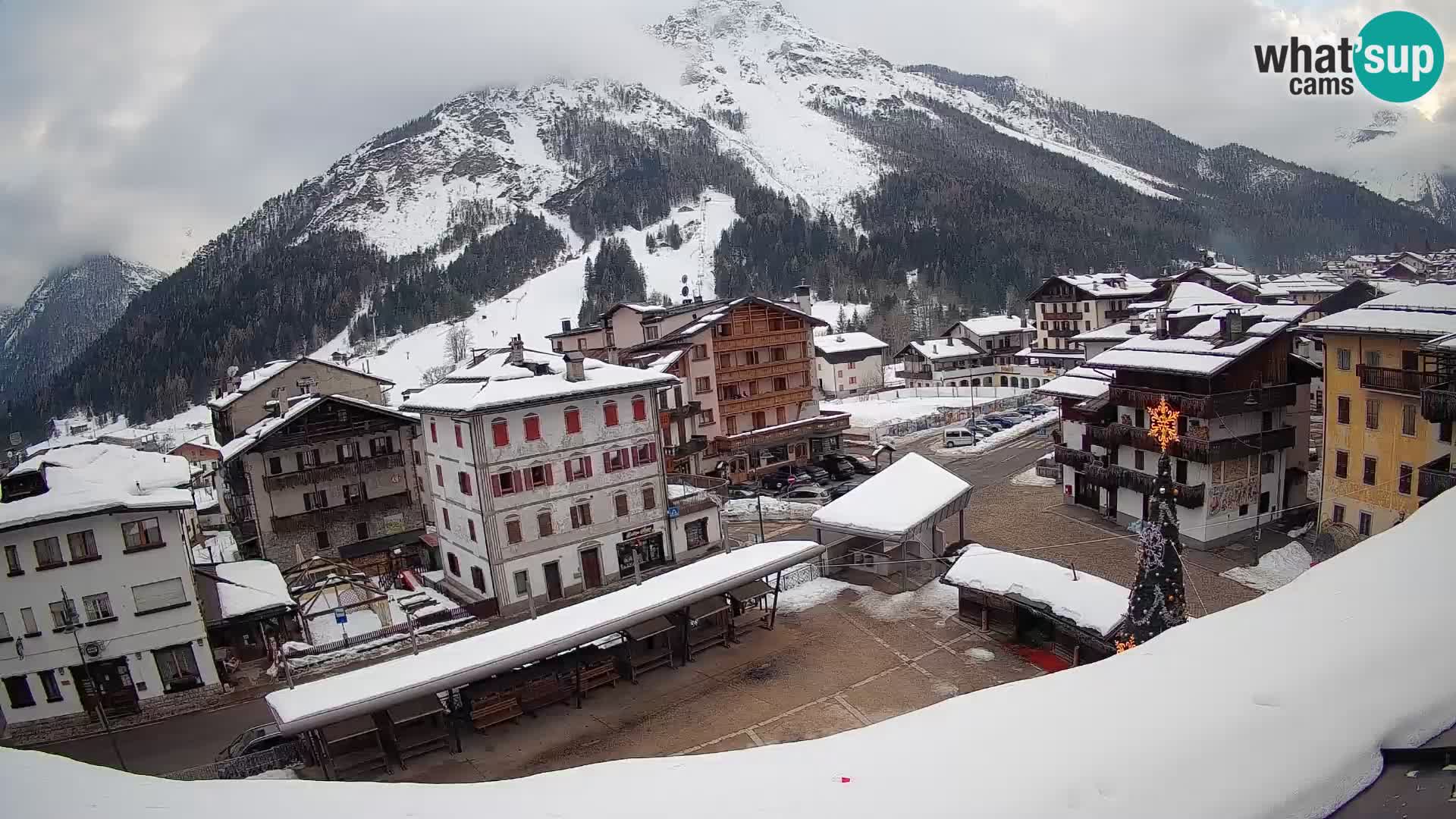 Forni di Sopra main square